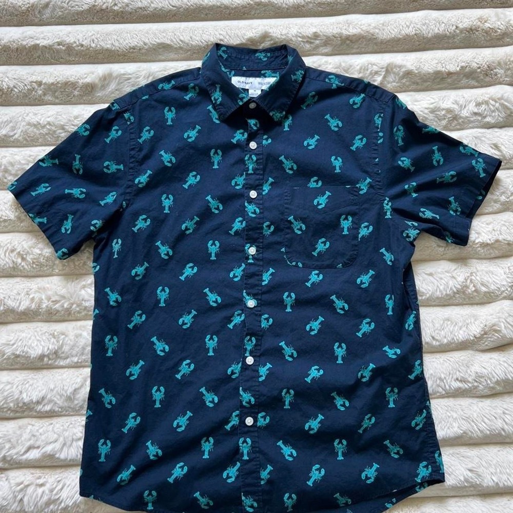 Old Navy Lobster Button Up Shirt Medium